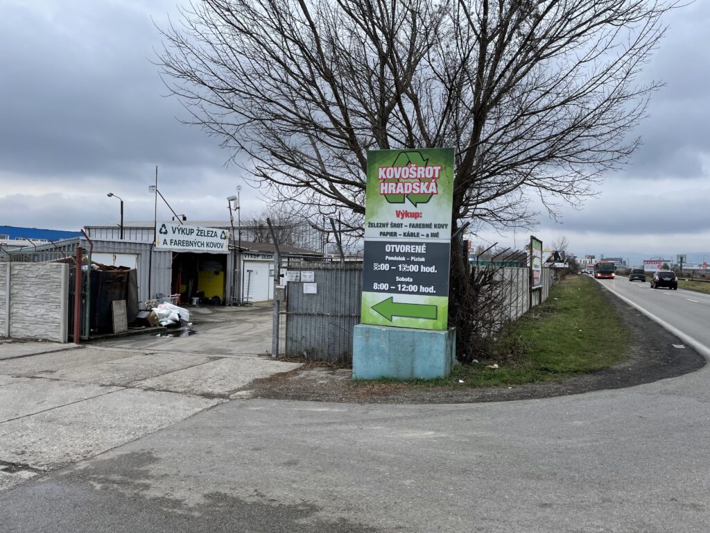 Kovošrot Hradská - photo 1