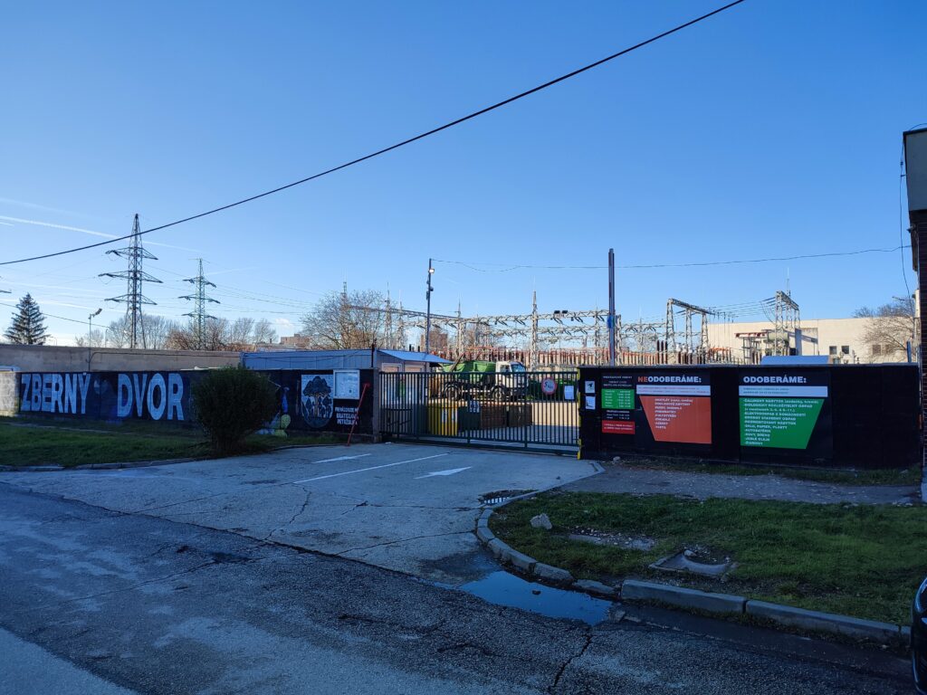 Zberný dvor Petržalka - photo 1